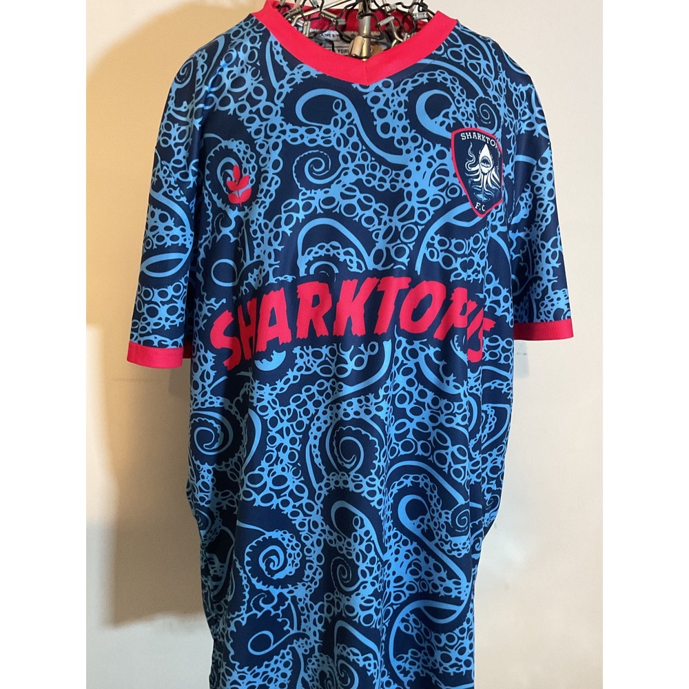Olive & York Sharktopus FC Soccer Jersey Blue Red Tentacle Print Mens Medium